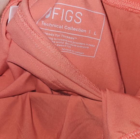 Figs Limited Edition Coral SET - Picture 6 of 8